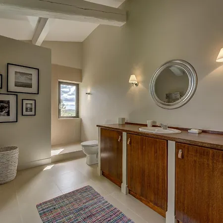17th Century Located In The Gard, 3 Km From Barjac Ferienhaus *
