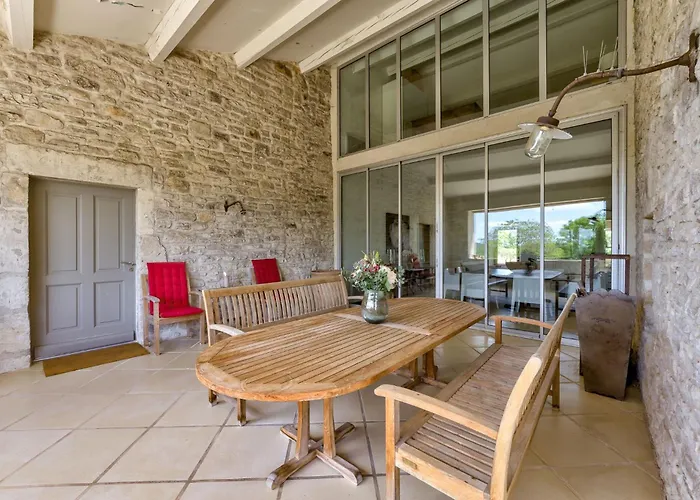 17th Century Located In The Gard, 3 Km From Barjac * Saint-Privat-de-Champclos